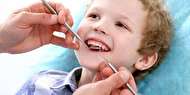انواع مشکلات دندان در کودکان و شدت آسیب های وارد شده